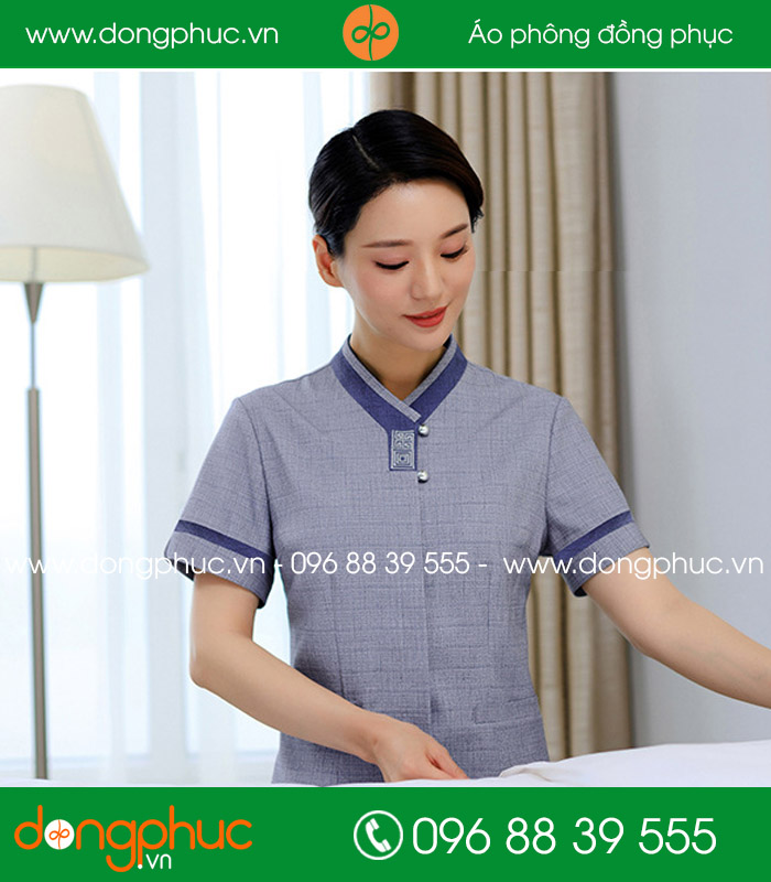 Đồng phục vệ sinh màu ghi viền cổ xanh đậm